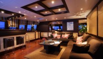 Allures - Saloon